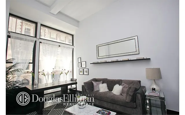 Rented by Keller Williams NYC | media 25