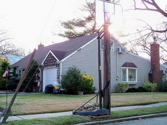 2nd image of 59 Parkview Pl