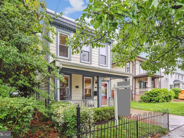 104 E Oxford Ave, Alexandria, VA 22301