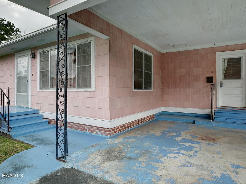 2121 Saint Charles St, Jeanerette, LA 70544 Zillow