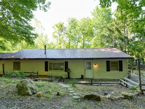 71100 & 71110 Old 21 Rd, Cambridge, OH 43725