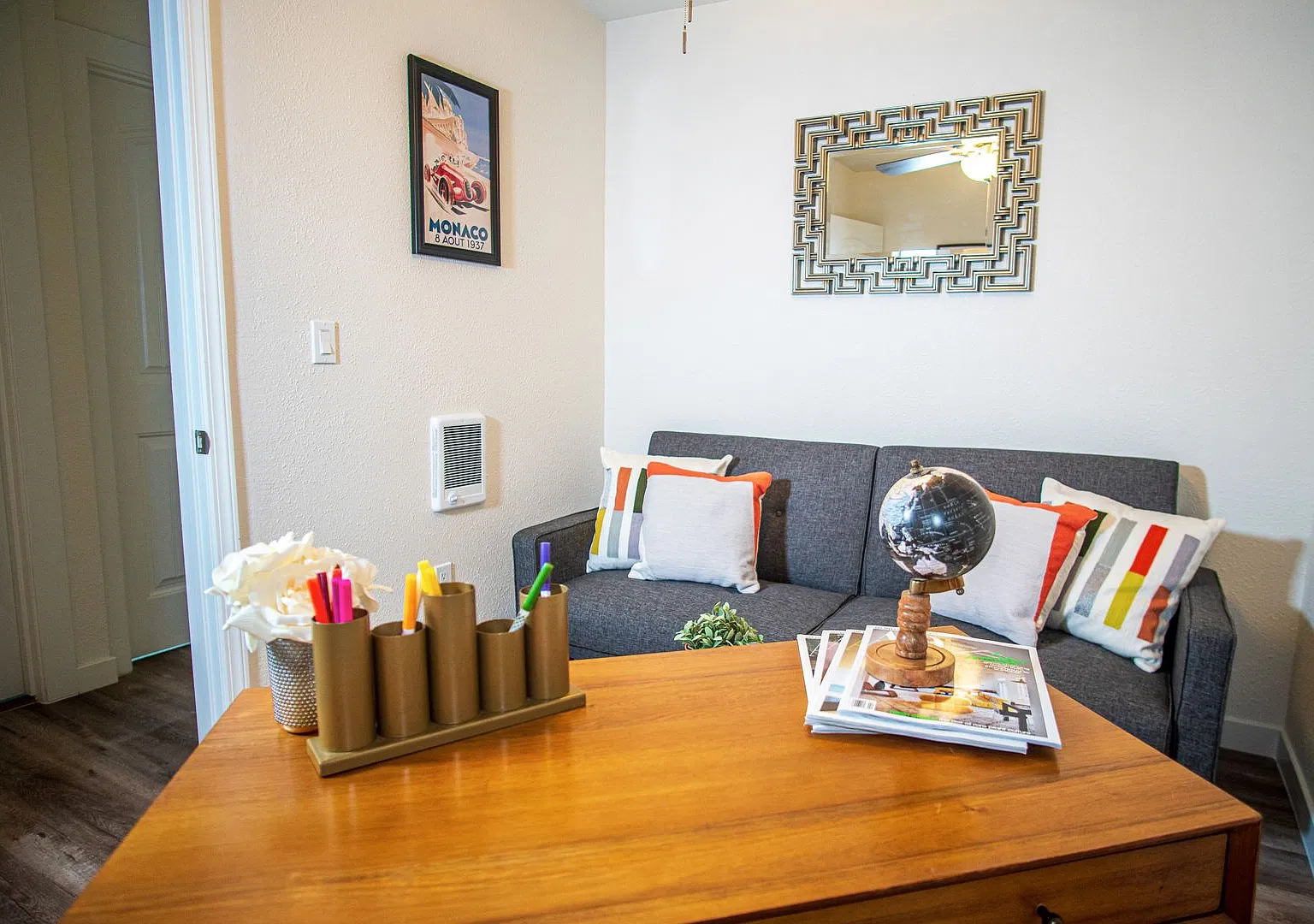 North Park Apartment Home: Move In Now! — Photo 4