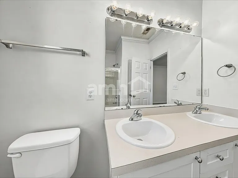 5320 Sahalee Way — Photo 10