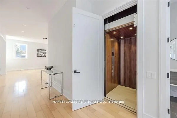 4 bed, $8,500 — Photo 4