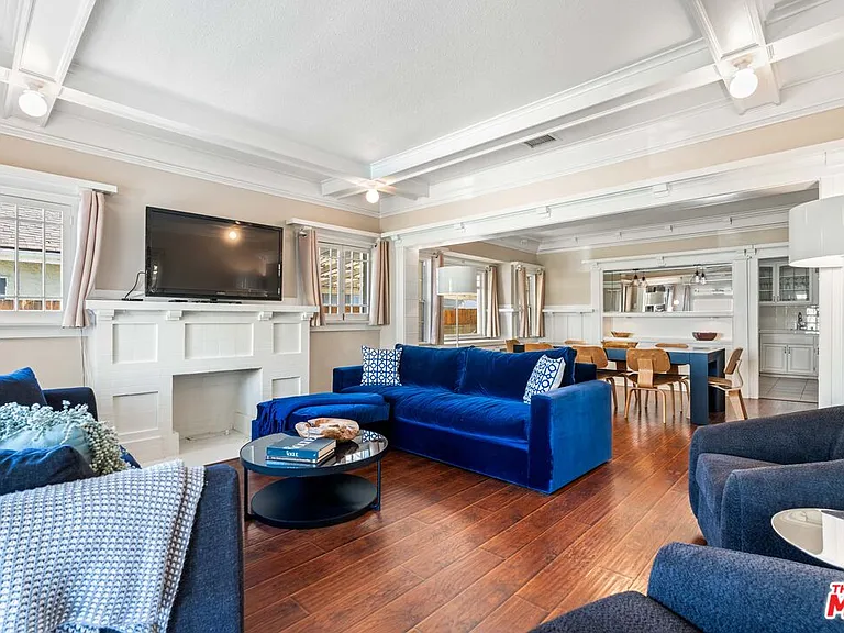 607 N Gramercy Pl — Photo 5
