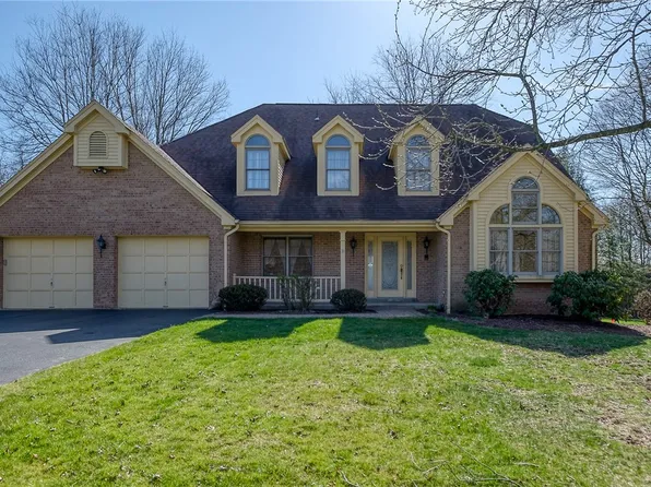 2911 Bryer Ridge Ct, Export, PA 15632