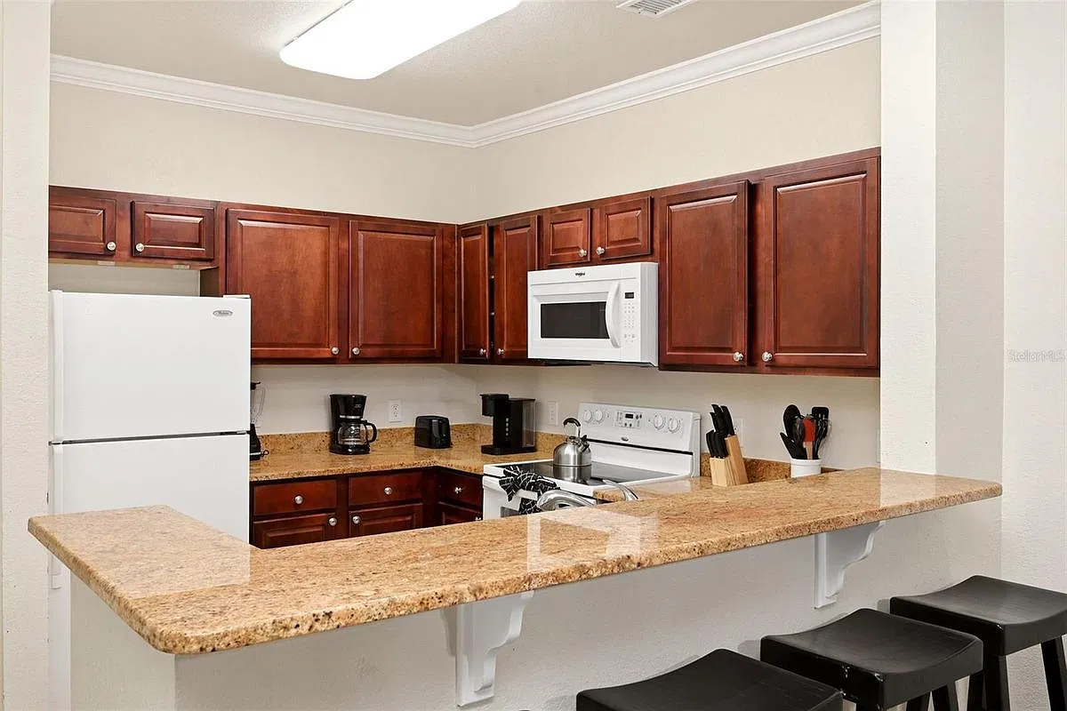 2 bed, 2.0 bath, 1134 sqft, $2,050 — Photo 4