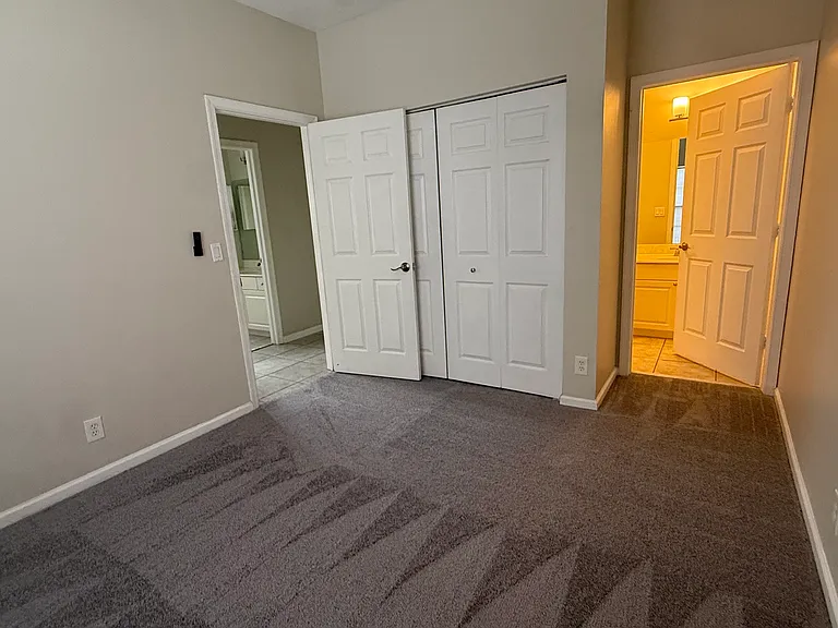 130 Sparrow Dr — Photo 13