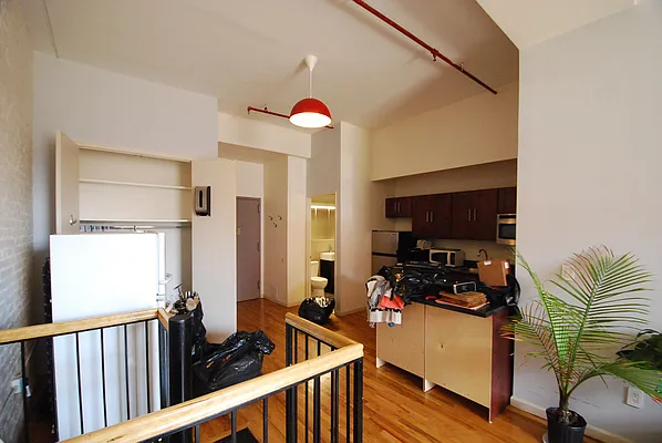 Rented by Bohemia Realty Group | media 33