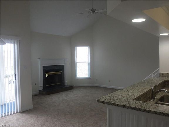 4th image of 2305 Beach Haven Dr APT 304