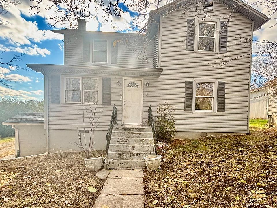 1st image of 1057 Peyton Ct