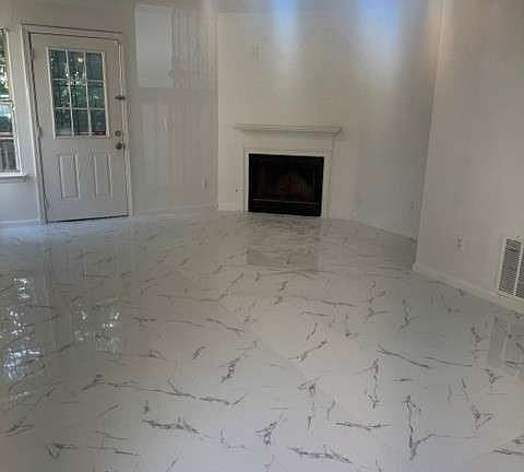 5th image of 3490 Kingswood Trl