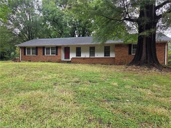 1917 Edgewood Ave, Burlington, NC 27215