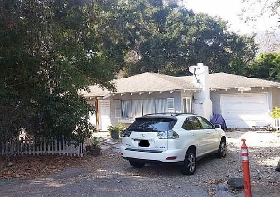 5th image of 592 Santa Rosa Ln