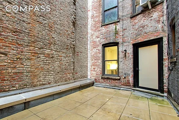 Rented by Compass | media 3
