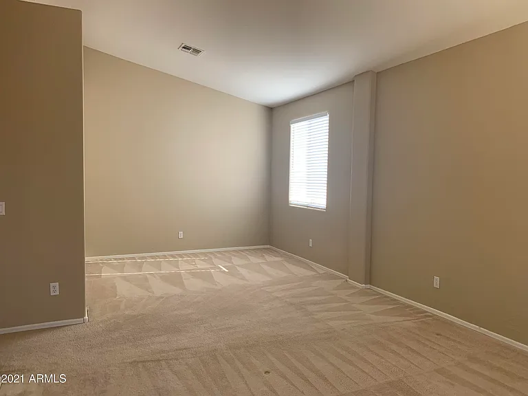 10460 S 182nd Dr #10460 — Photo 10