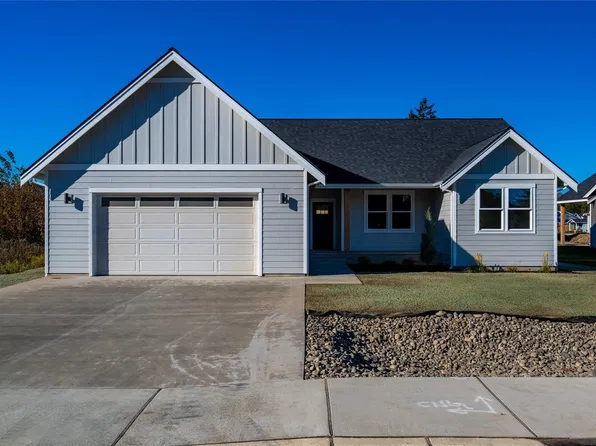 809 E 6th Street, Nooksack, WA 98276