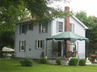 67 High St, Ashaway, RI 02804