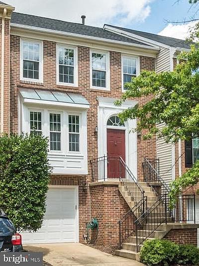 1st image of 7437 Heatherfield Ln