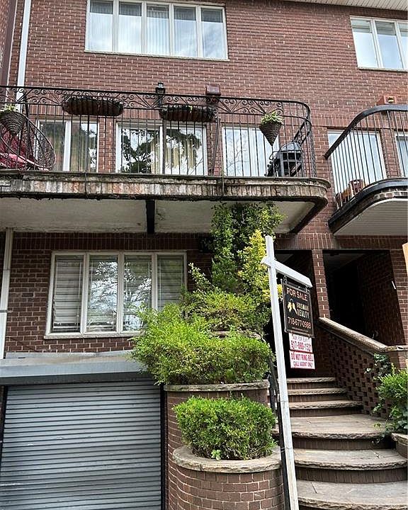 1st image of 1525 52nd St