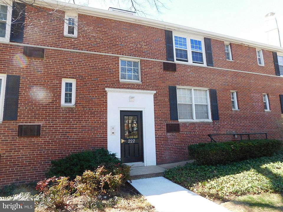 1st image of 222 N George Mason Dr APT 2