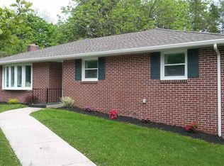 170 Ridgefield Dr, York, PA 17403