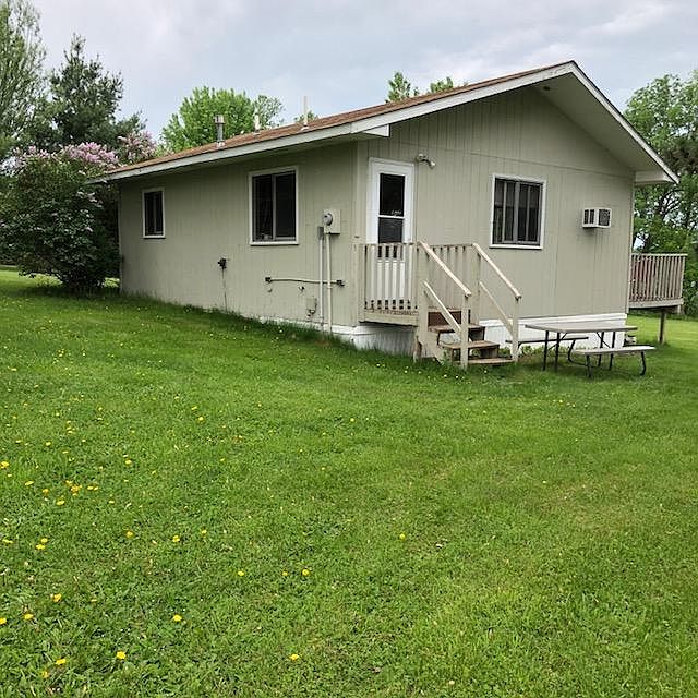 1st image of 26598 Lakeview Dr