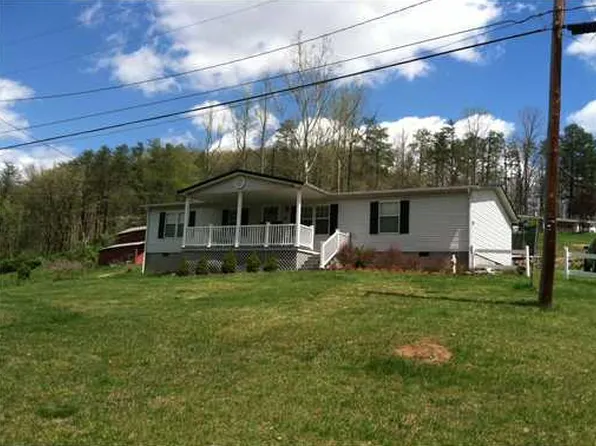 472 Big Sandy Rd, Left Hand, WV 25251