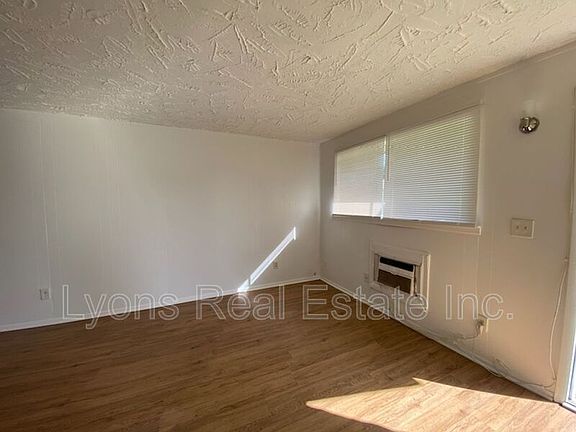 5th image of 3213 Jeffcott St #2