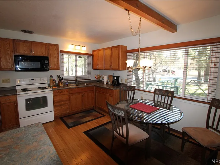331 W North Shore Dr — Photo 9