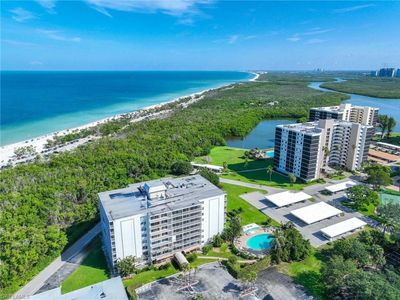 5 Bluebill AVE #108, Naples, FL, 34108