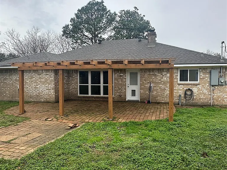501 Cindyrella Dr — Photo 19