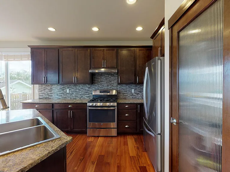 3330 S Holly St — Photo 14
