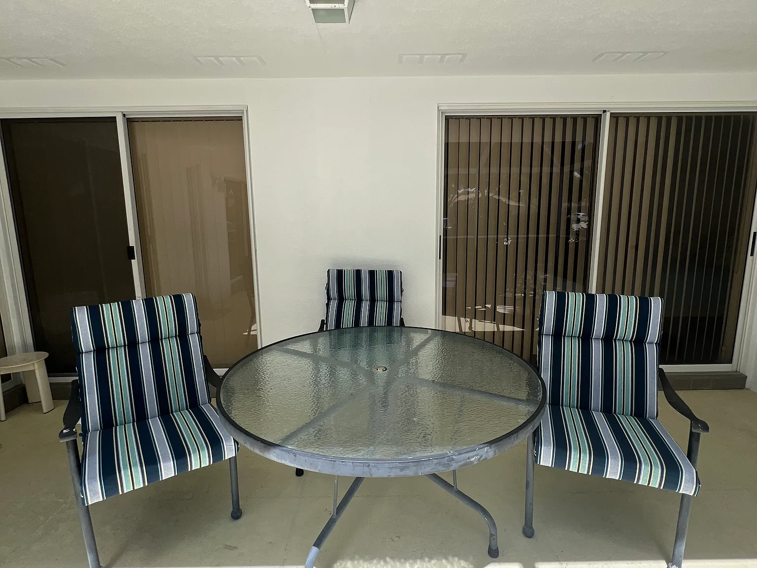 2 bed, 1140 sqft, $3,200 — Photo 3