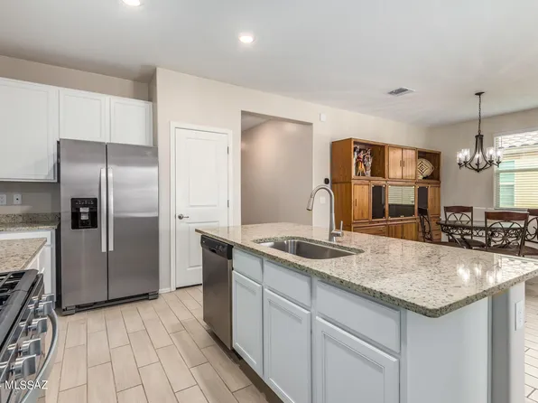 5530 W Tumacacori Trl, Tucson, AZ 85742