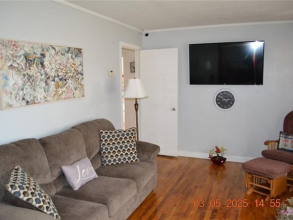 3rd image of 3505 12th Ave