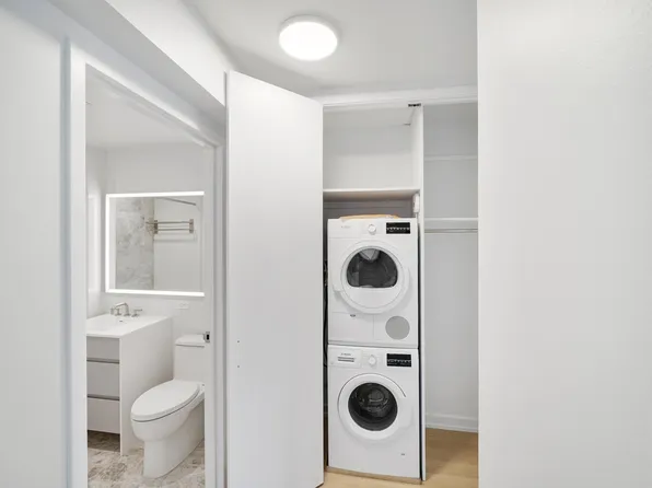 75 West End Avenue image 13 of 38