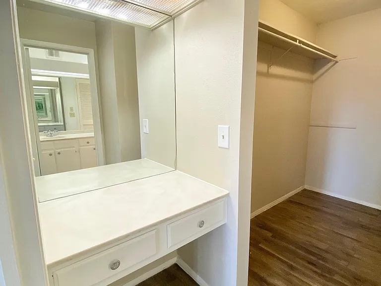 Treehouse Apartments — Photo 22