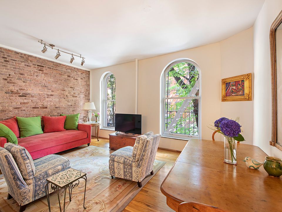 1st image of 84 Charles St APT 6