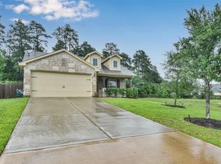 1704 Wandering Hills Rd, Conroe, TX 77304
