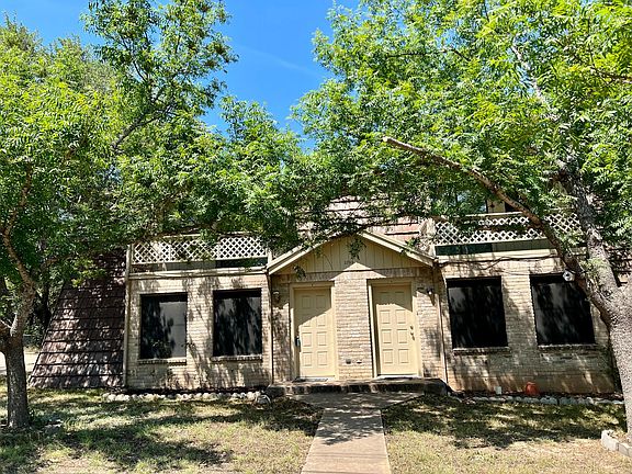 2nd image of 3705 Rocky Hollow Trl #B