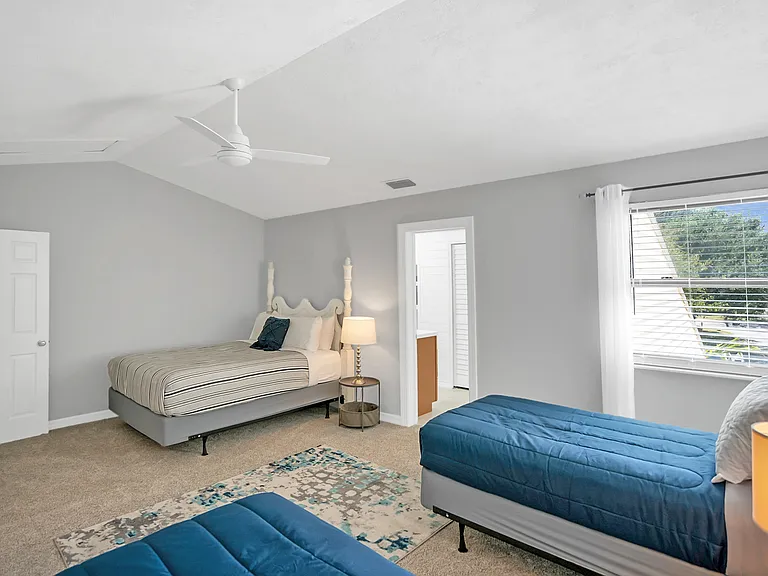 2803 Seagate Ln N — Photo 25