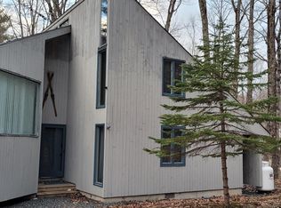 10 Aspen Dr, Campton, NH 03223