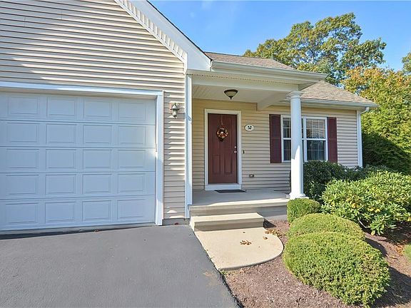 3rd image of 52 Berm Dr #52