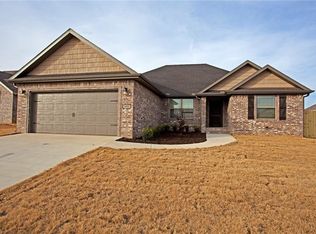 728 NW 64th Ave, Bentonville, AR 72713