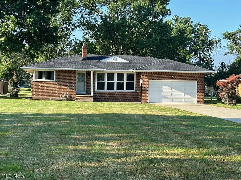 1st image of 414 Cherry Ln