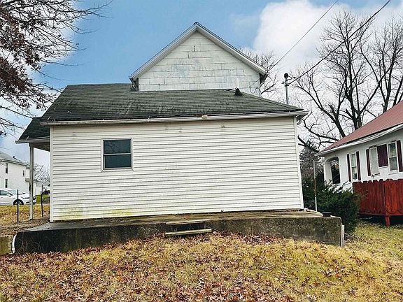 5th image of 1423 Des Moines St
