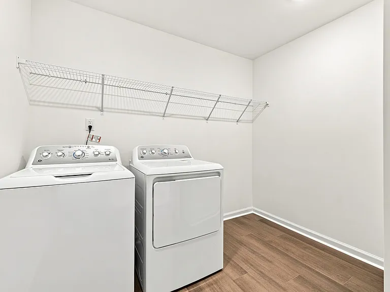 219 Deercroft Dr — Photo 35