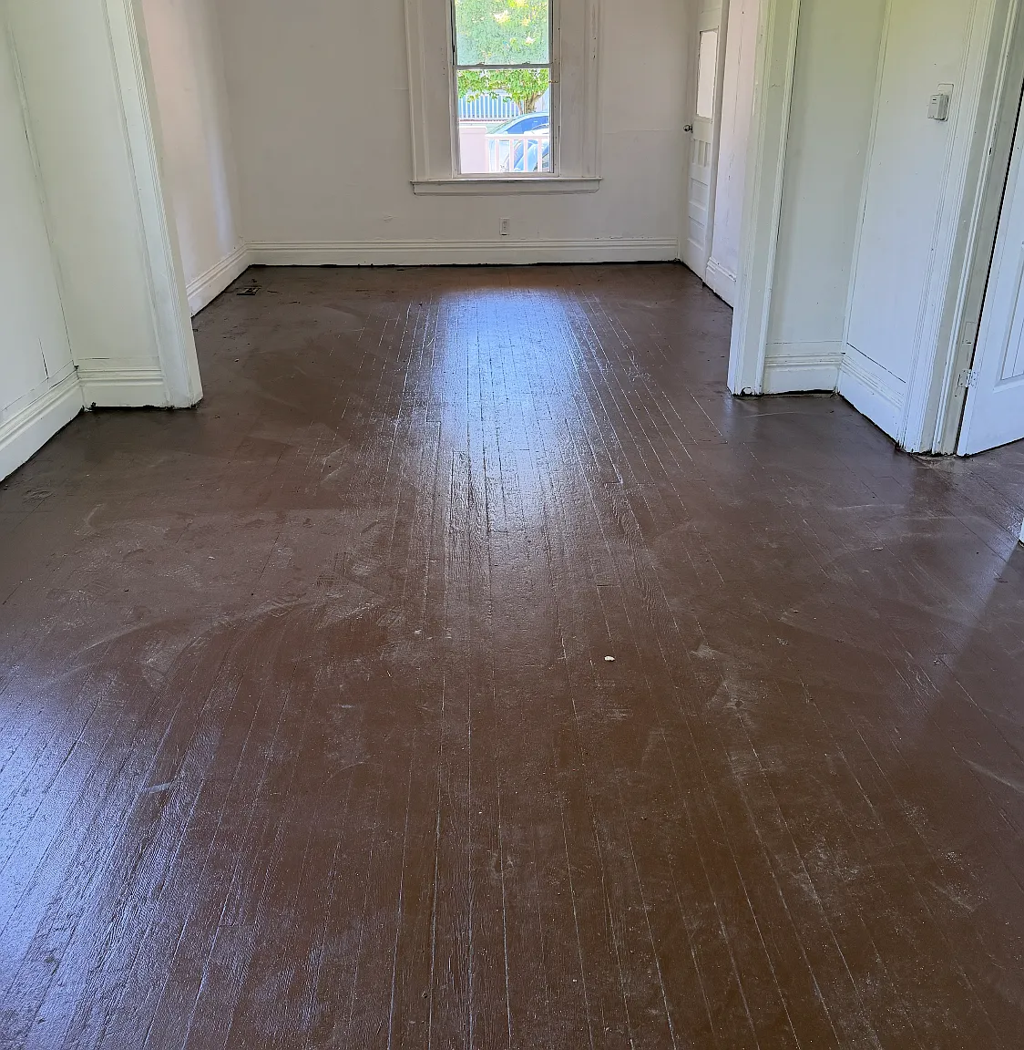 4 bed, $1,500 — Photo 2