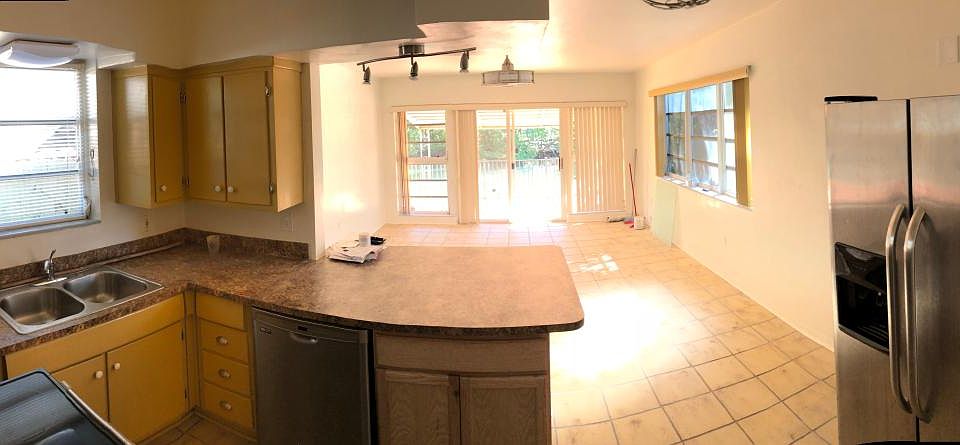 1st image of 13075 Emerald Dr APT 4